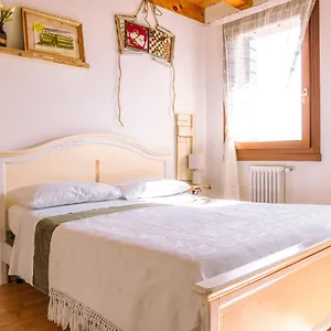 https://venices-neighbour-home.hotelinveneto.com